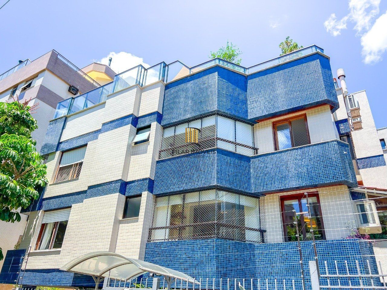 APARTAMENTO DE 143M², 3 DORMITÓRIOS, 1 SUÍTE, 2 VAGAS - BELA VISTA