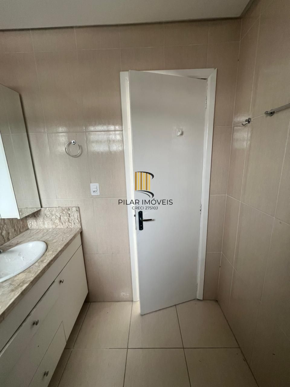 Cobertura reformada com terraço