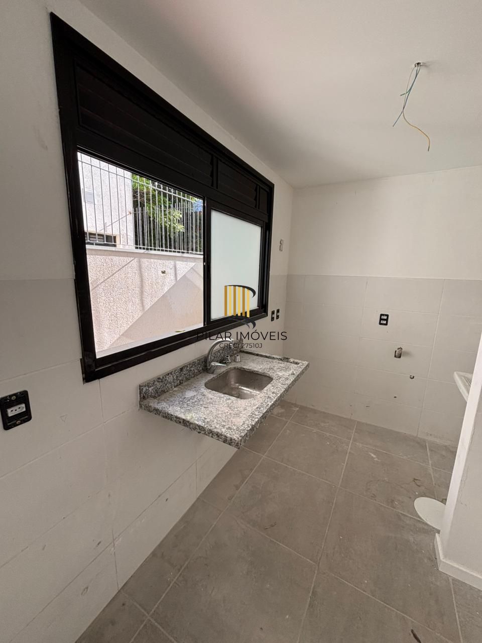 Garden 1 Dormitório com Terraço e Pátio na Lima e Silva – Cidade Baixa