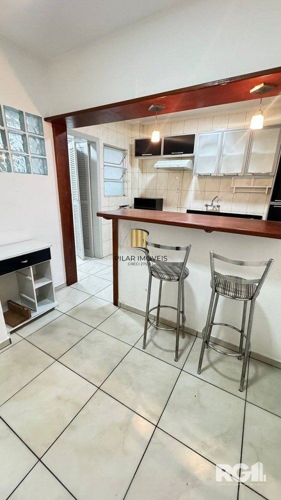 APARTAMENTO DE 3 DORMITÓRIOS COM VAGA DE GARAGEM NO CENTRO HISTÓRICO.