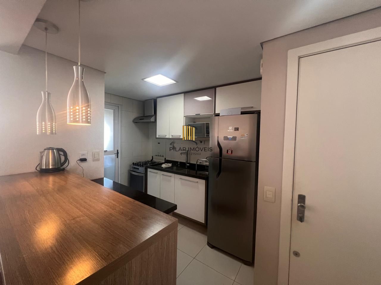 Apartamento 2 Dormitórios com 2 Vagas na Rua Felipe de Oliveira – Petrópolis.