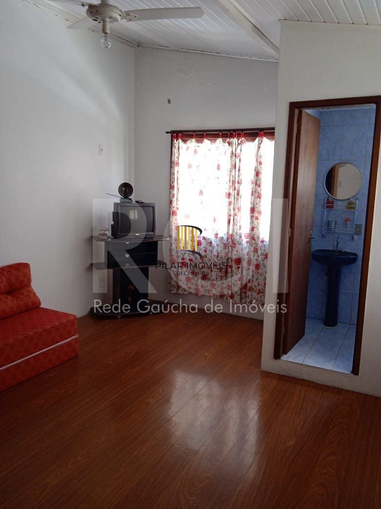 Casa para Venda - 750m², 6 dormitórios, sendo 3 suites, 4 vagas - Partenon