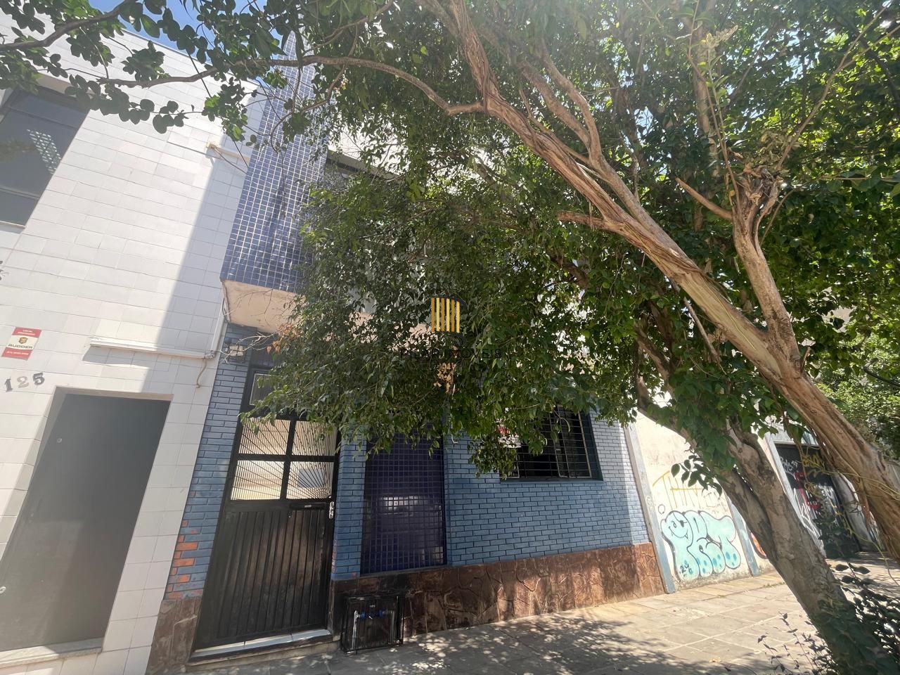 Apartamento 2 dormitórios no bairro Azenha