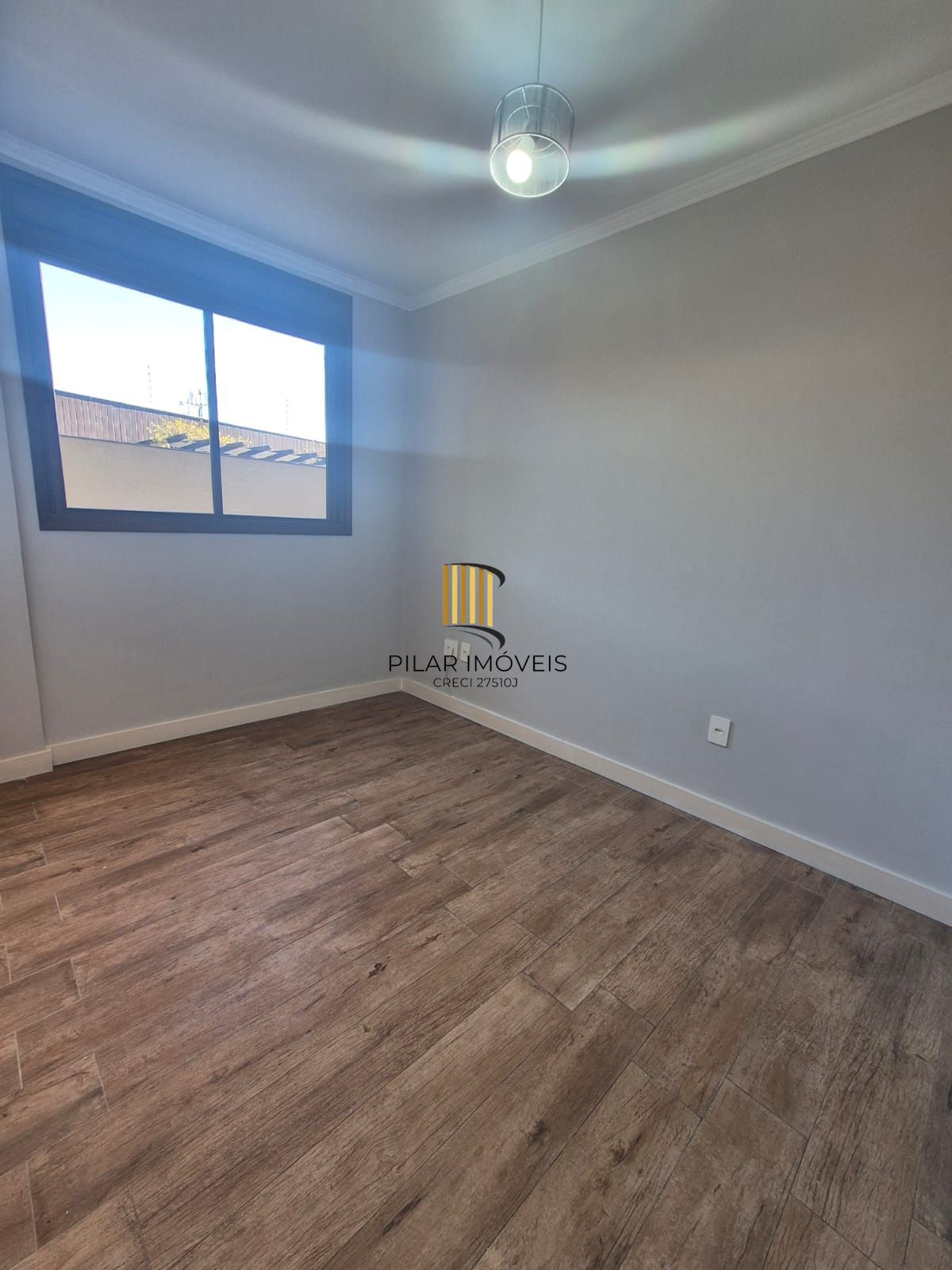 Apartamento 2 dormitórios 1 suíte 2 garagens