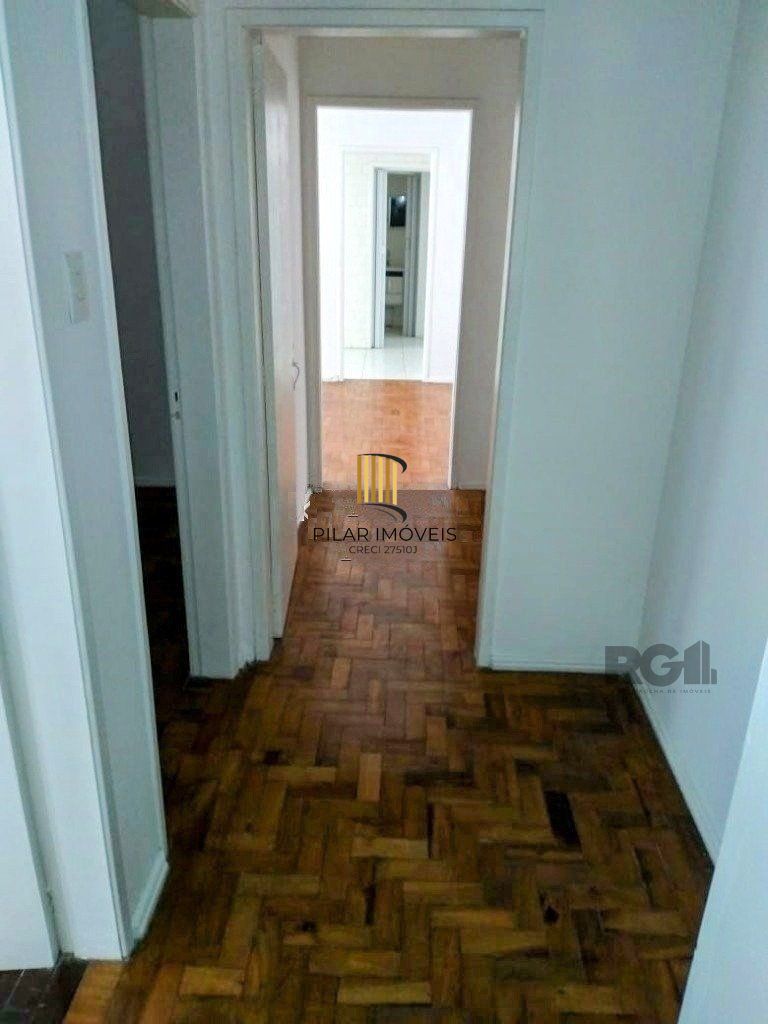 Apartamento 2 dormitórios de frente, dependência completa, no bairro Bom Fim -po