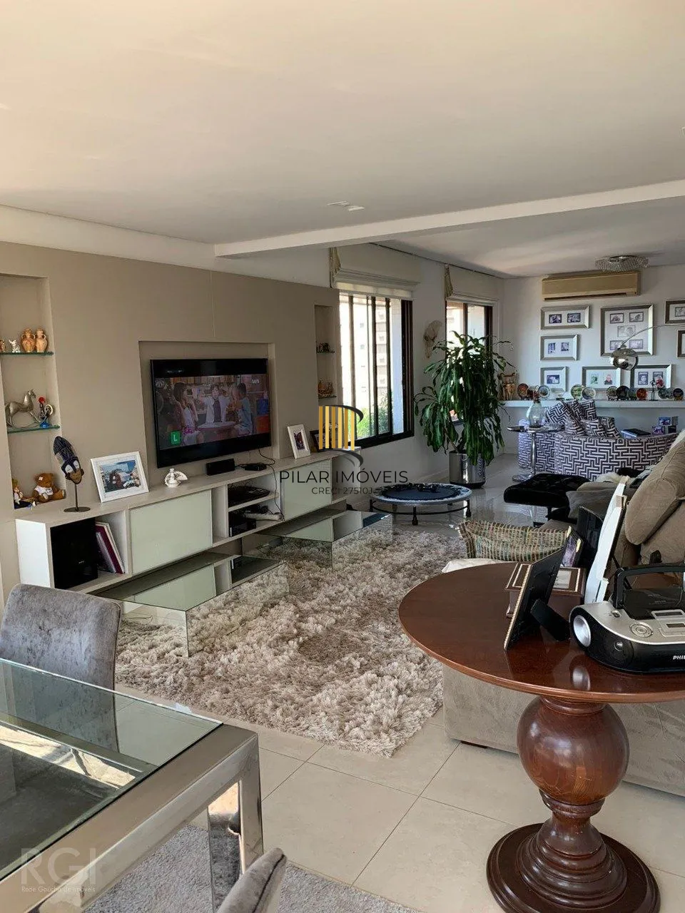 Cobertura para Venda - 310m², 3 dormitórios, sendo 1 suites, 4 vagas - Rio Branc