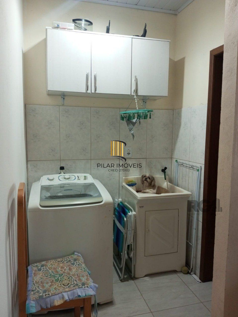 Casa de 1 dormitório, com uma garagem, bairro Rubem Berta- Porto Alegre