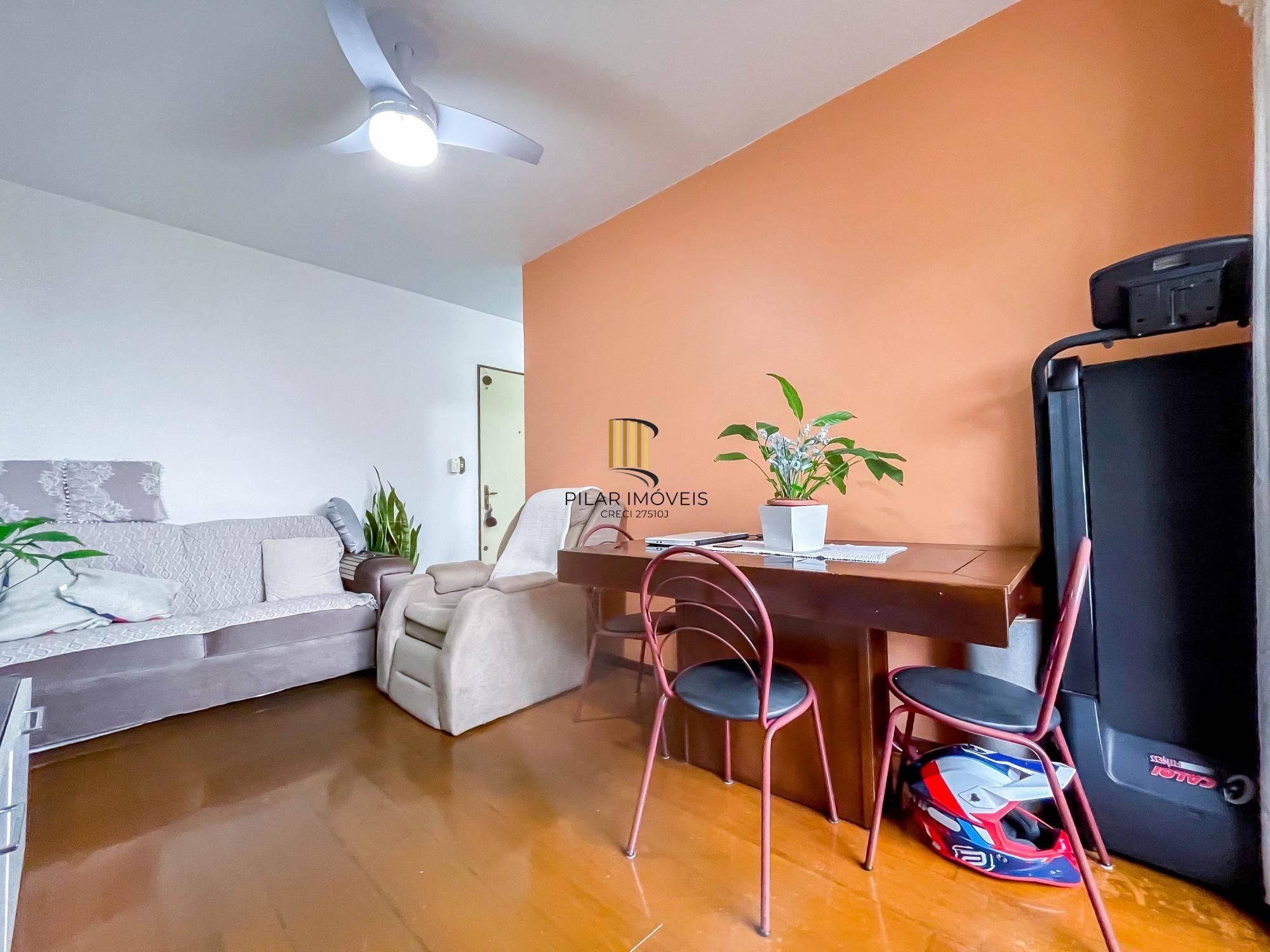APARTAMENTO 1 DORMITÓRIO, SACADA, 1 VAGA - BAIRRO SÃO SEBASTIÃO