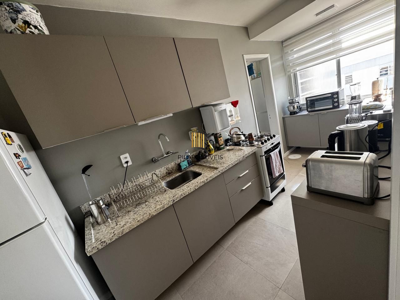Apartamento de 3 dormitórios com garagem - Santana - Porto Alegre Cód. 216308-RP