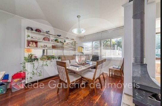 Cobertura para Venda - 243m², 3 dormitórios, sendo 1 suites, 2 vagas - Menino De