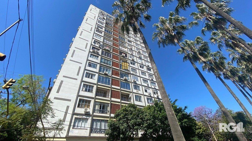 Apartamento à venda em Porto Alegre - 3 quartos - Santana - Pilar Imóveis