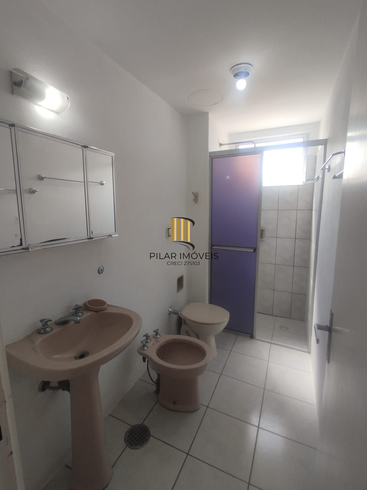 Apartamento 1 Dormitório na João Pessoa – Amplo, Ensolarado e com Área de Serviço Separada