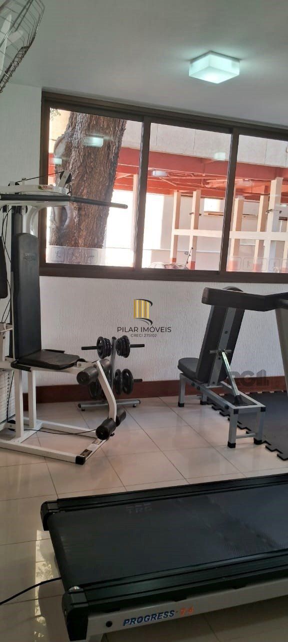 Apartamento 02 dormitórios alto padrão, bairro São João, com 02 vagas cobertas