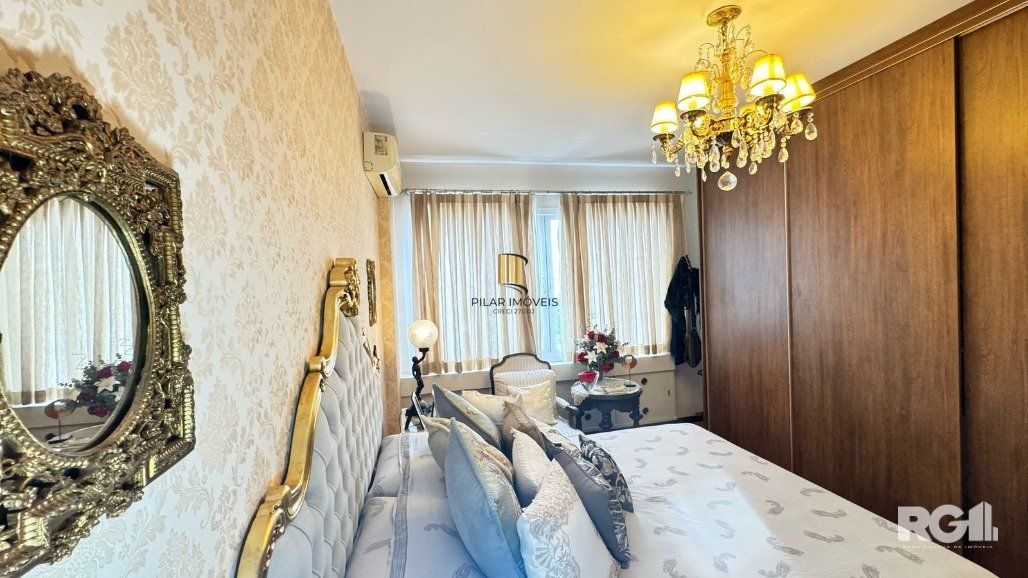 IMOVEL  A VENDA COM 142,30 M²  COM 3DORMITÓRIOS, ESQUINA VENANCIO AIRES