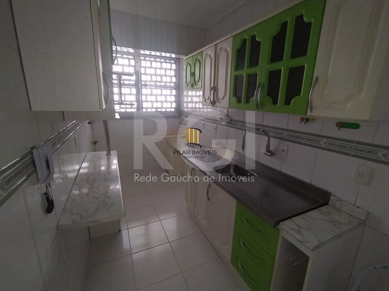 Apartamento à venda com 2 quartos, 63m²