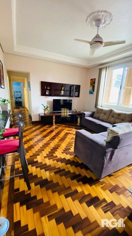 APARTAMENTO A VENDA, 3 DORMITÓRIOS REFORMADO NA JOÃO ALFREDO.