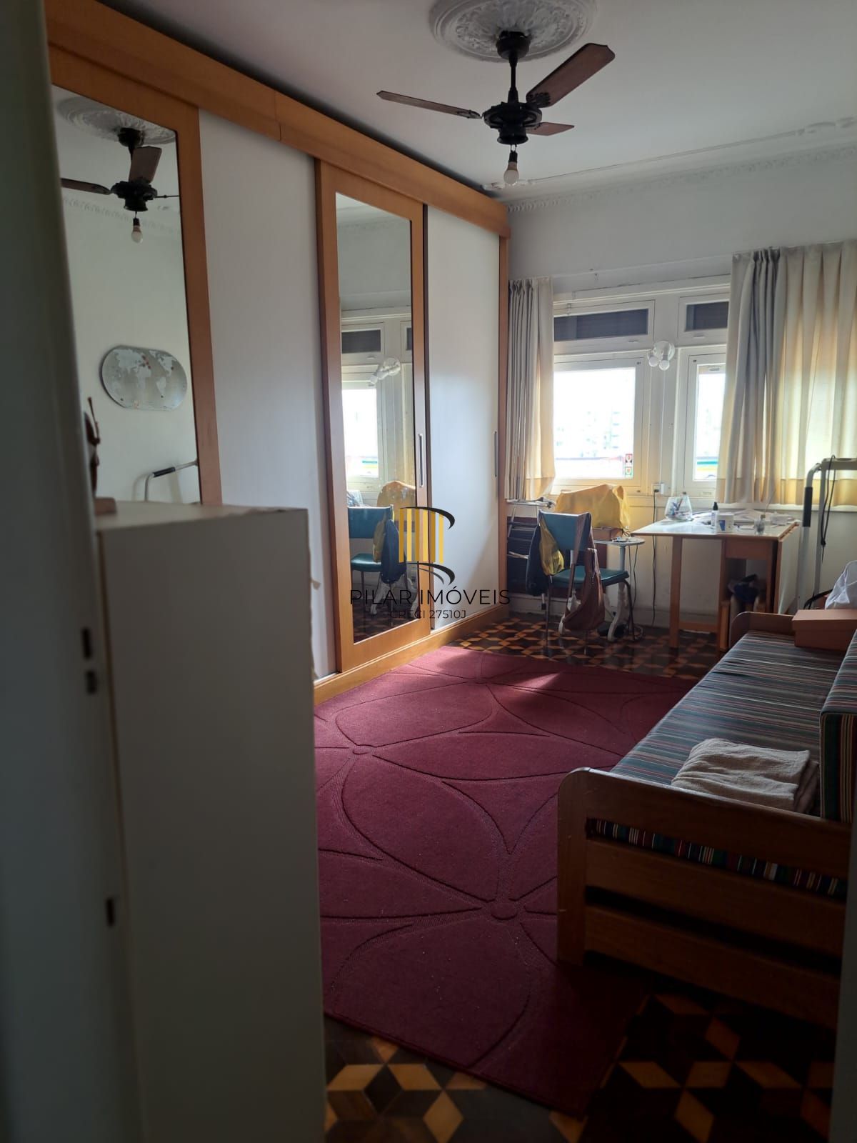 Apartamento  3 dormitórios, de frente com sacada, garagem , elevador, Bairro Cid