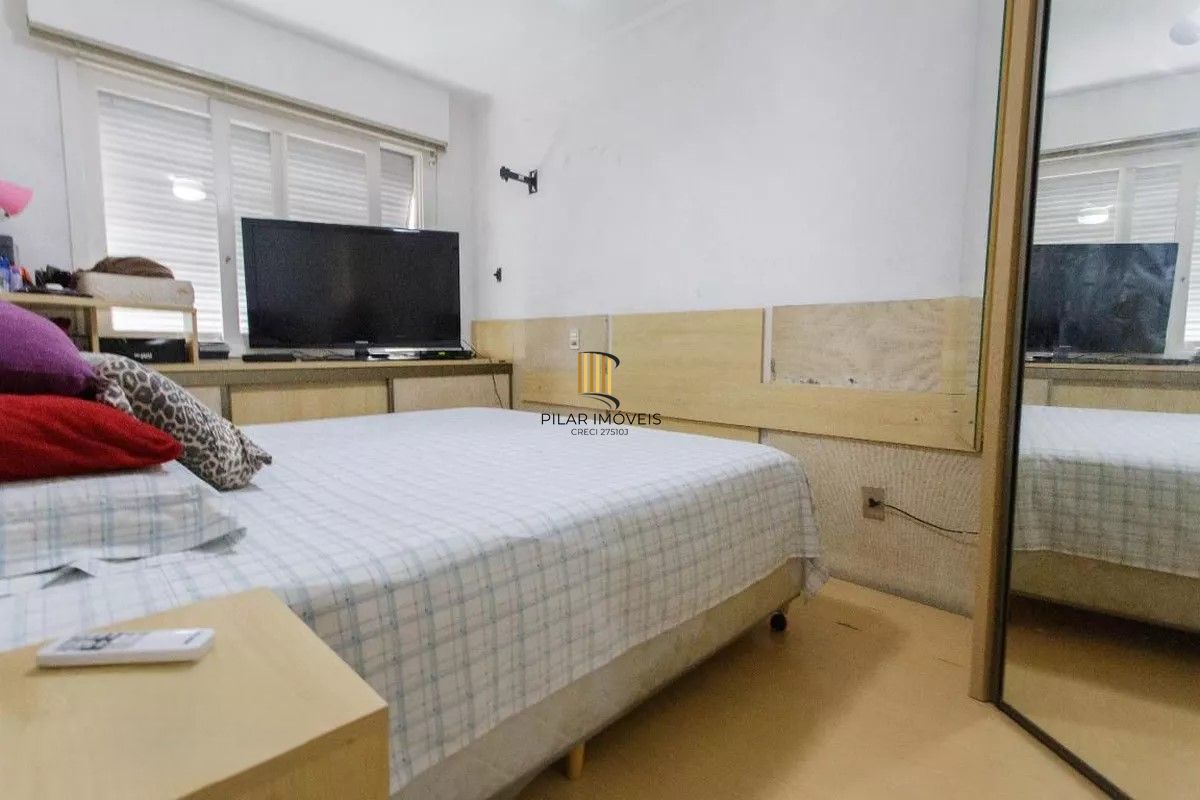 **Cobertura Residencial de 2 Quartos e duas quatro de garagem no bairro Petrópolis, Porto Alegre, RS**
