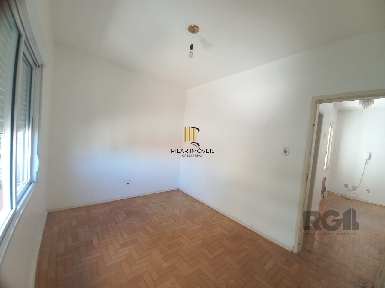 Apartamento  com 2 quartos, desocupado em frente ao zaffari  na Cidade Baixa!