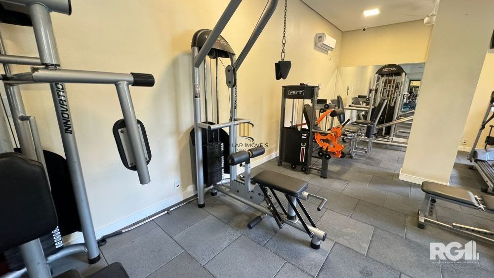 APARTAMENTO SEMI MOBILIADO - 3  DORM COM  GAR - CÓD. RP390648