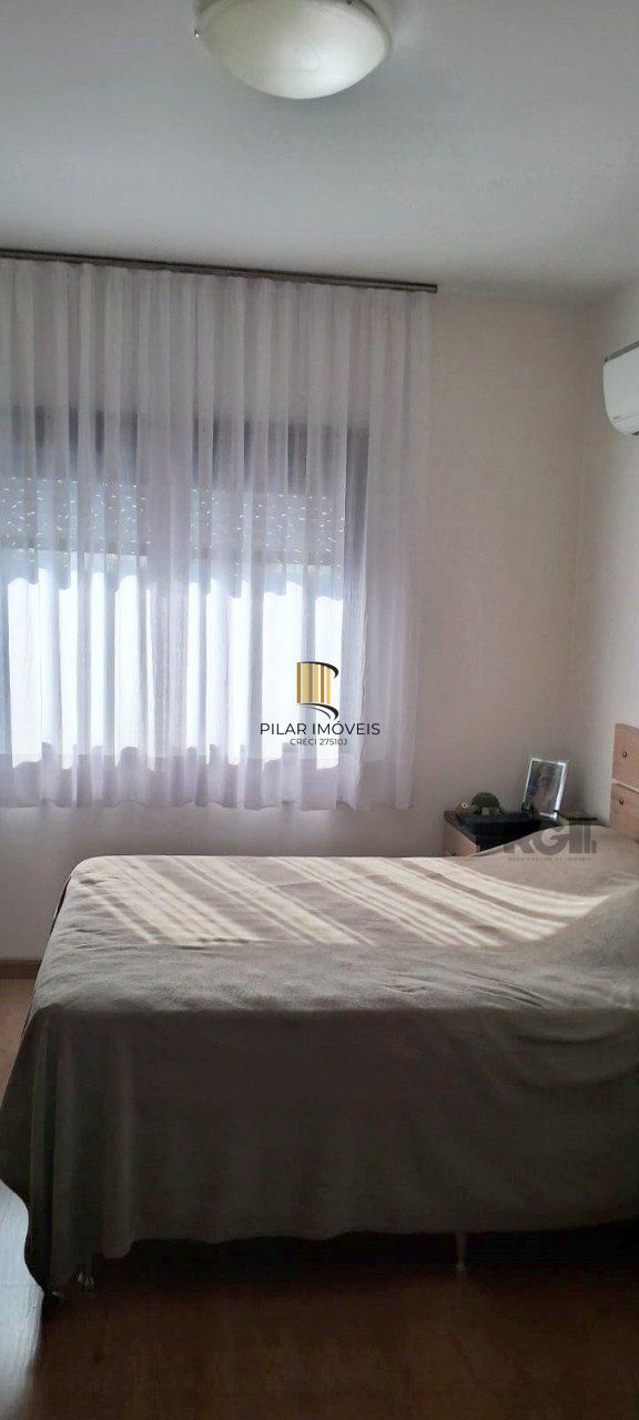 Apartamento 02 dormitórios alto padrão, bairro São João, com 02 vagas cobertas