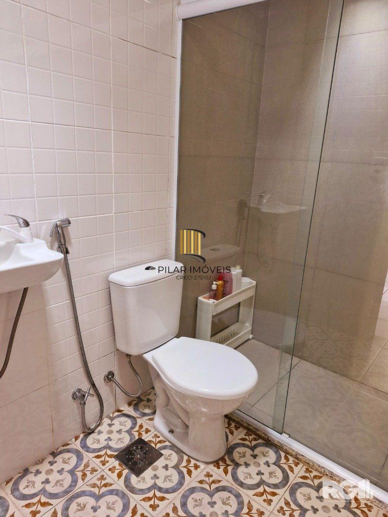 Casa à venda no Jardim do Salso - Porto Alegre - Cód. RP390826