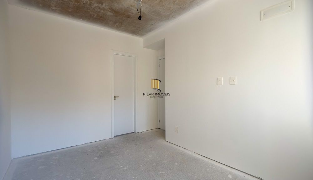 Impecável Condomínio na Cidade Baixa - 2 dorm com Gar.