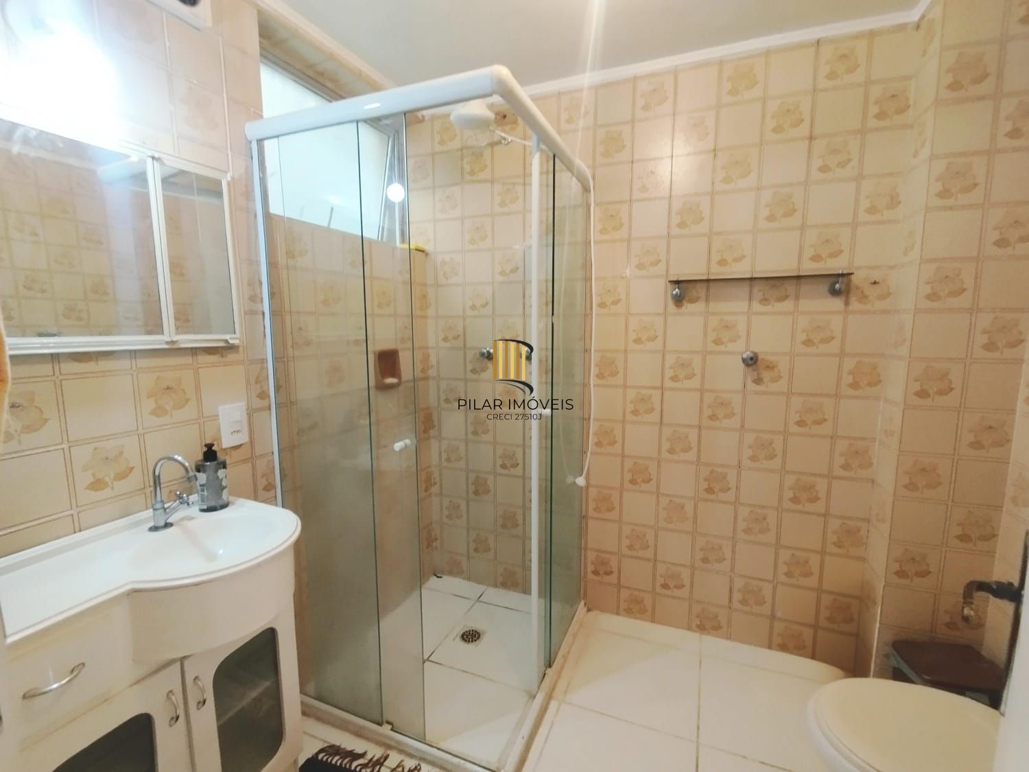 🏡 Apartamento amplo de 2 dormitórios na Luiz Afonso — conforto e praticidade no coração da Cidade Baixa!