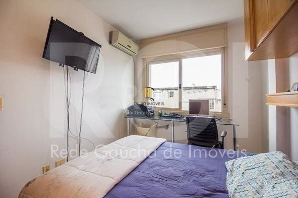 Apartamento para Venda - 2 dormitórios, 1 vaga - Cidade Baixa