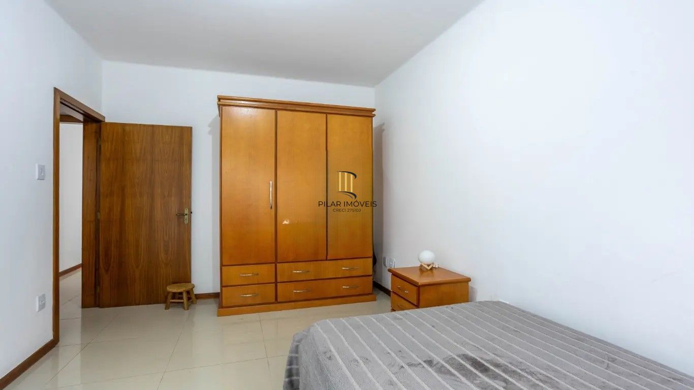 Apartamento de 2 dormitórios no centro histórico de Poa