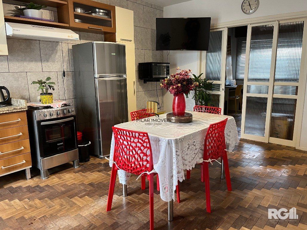 Casa à venda no Jardim do Salso - Porto Alegre - Cód. RP390826