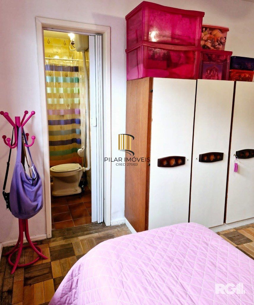 Casa à venda no Jardim do Salso - Porto Alegre - Cód. RP390826