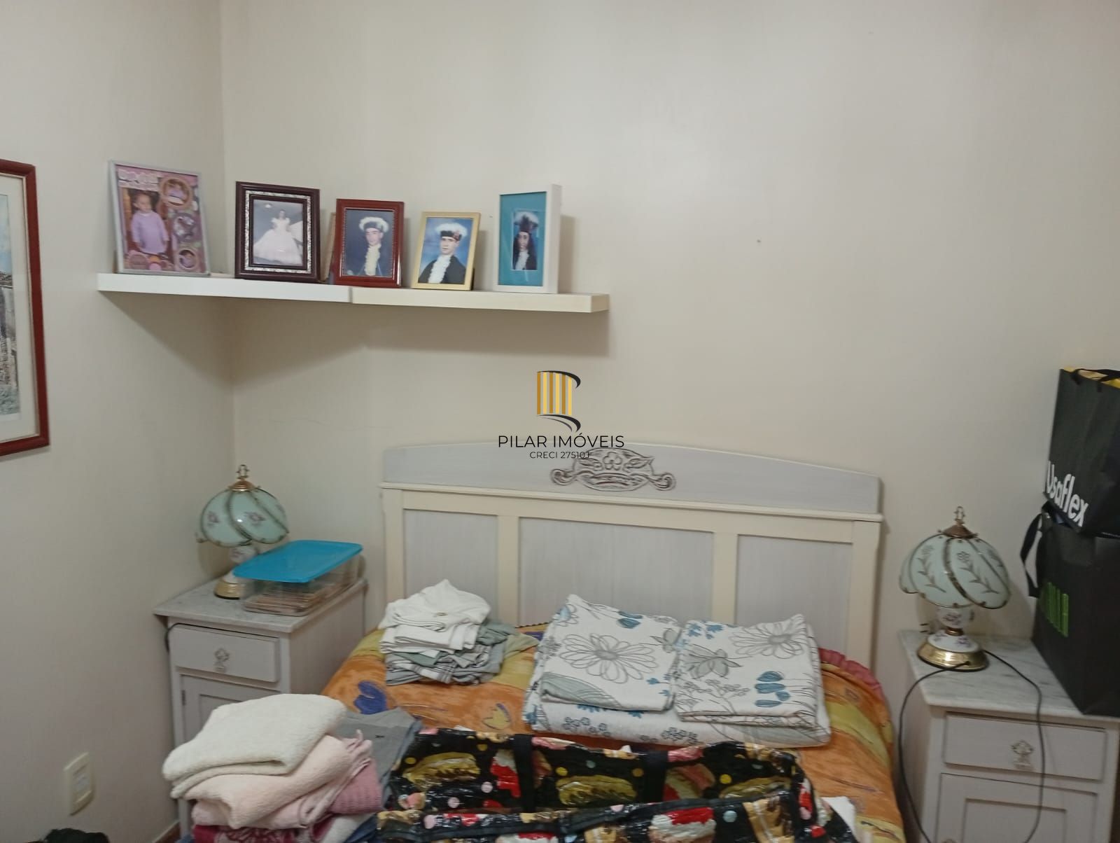 Casa com 5 quartos , 7 banheiros e pátio!