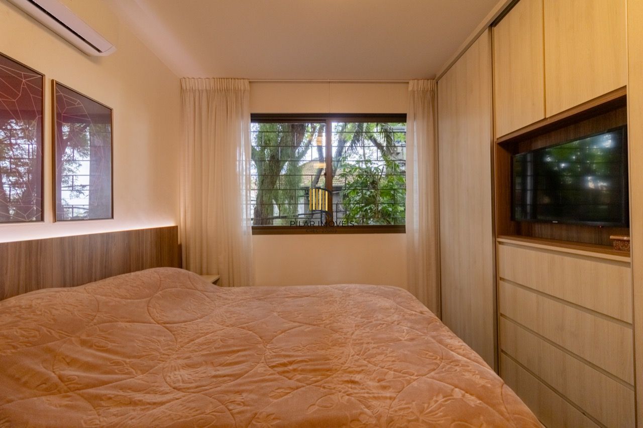 Apartamento 2 Dorm (1 Suíte) com 2 Banheiros, Vaga e Varanda – 87m² na Floresta