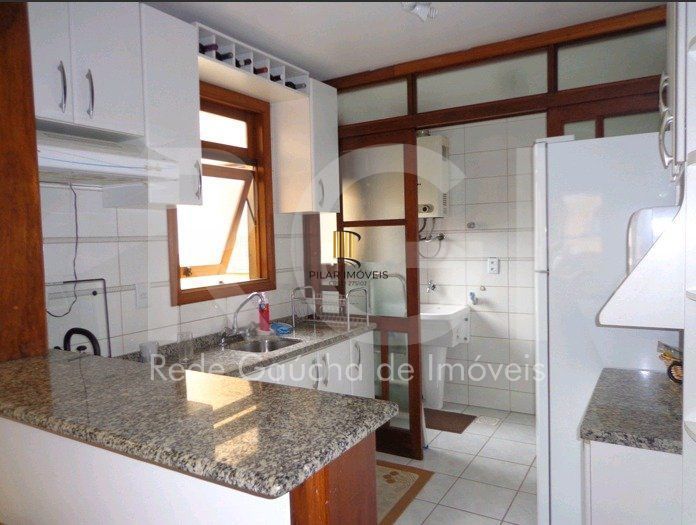 Apartamento 1 quarto, cozinha americana e 2 vagas de garagem!