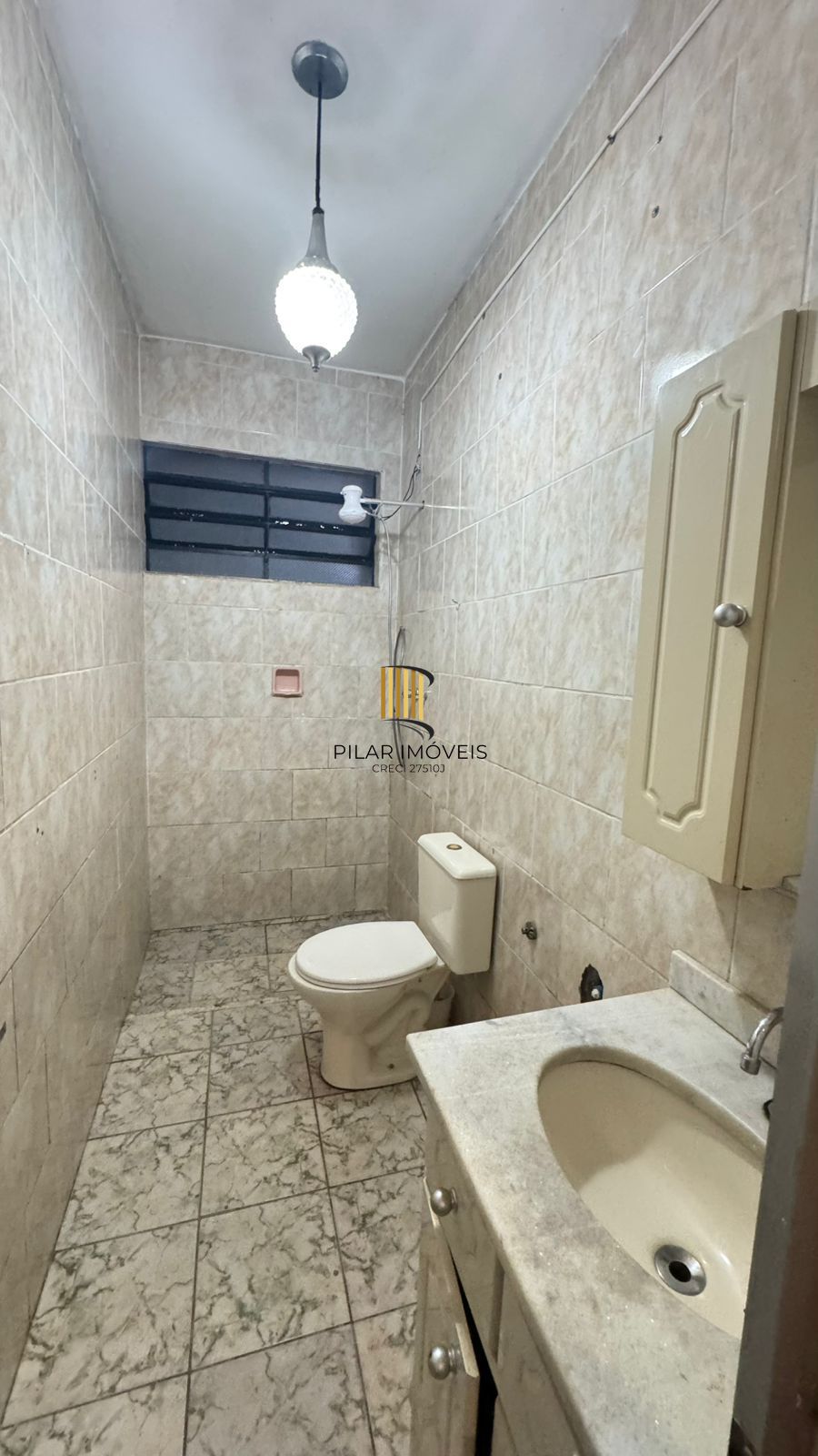 Apartamento 2 dormitórios no bairro Azenha
