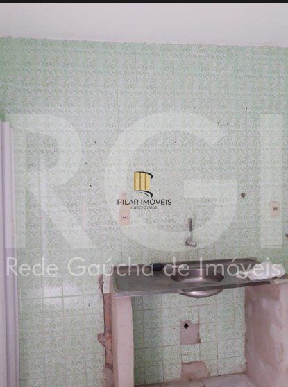 Casa para Venda - 64m², 2 dormitórios, Menino Deus