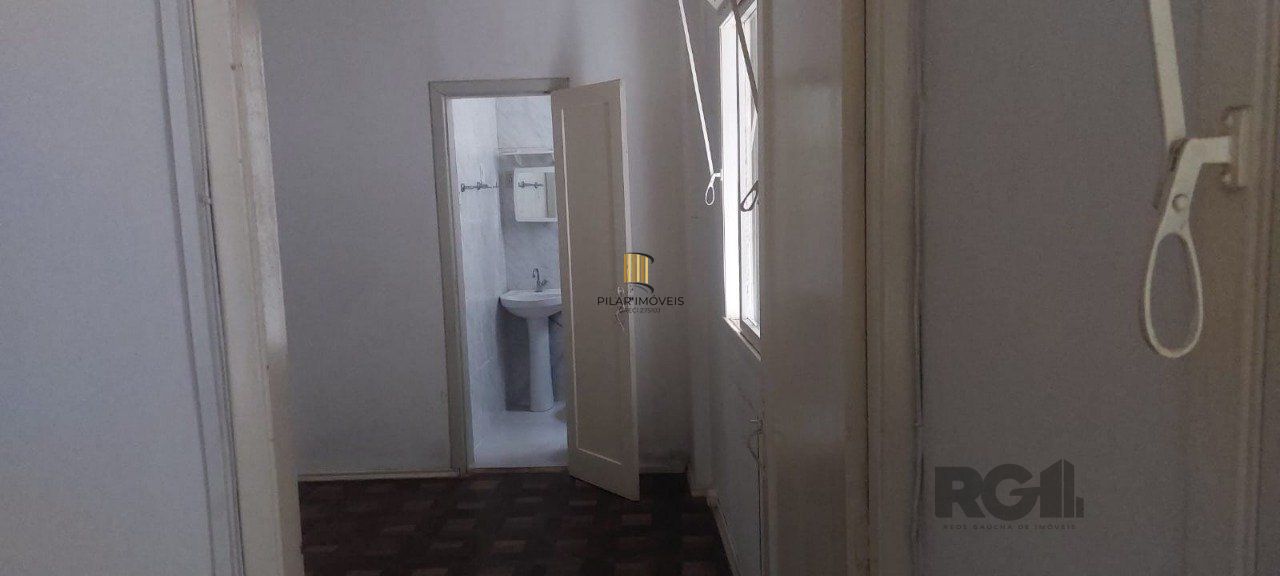 Próximo  Casa de Cultura Mario Quintana, apto  de 1 dormitório,