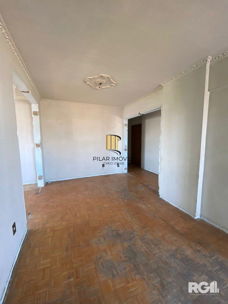 Apartamento à venda em Porto Alegre - 3 quartos - Santana