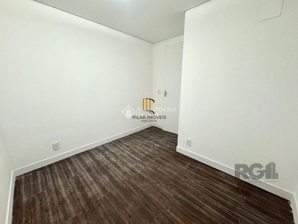 À venda Apartamento, de  dois dormitórios, em Canoas,  Bairro Guajuvíras.