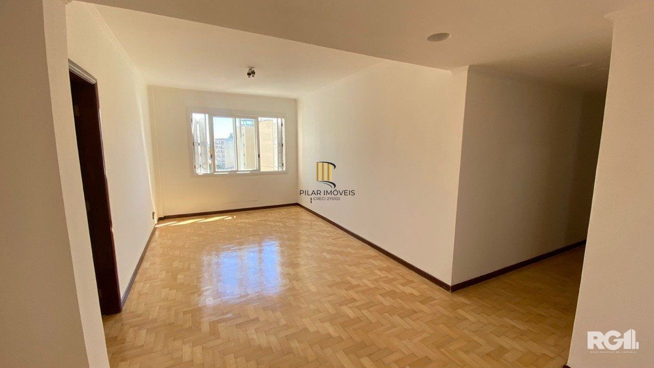 APARTAMENTO 3 DORMITÓRIOS WC AUXILIAR. CÓD. RP389992
