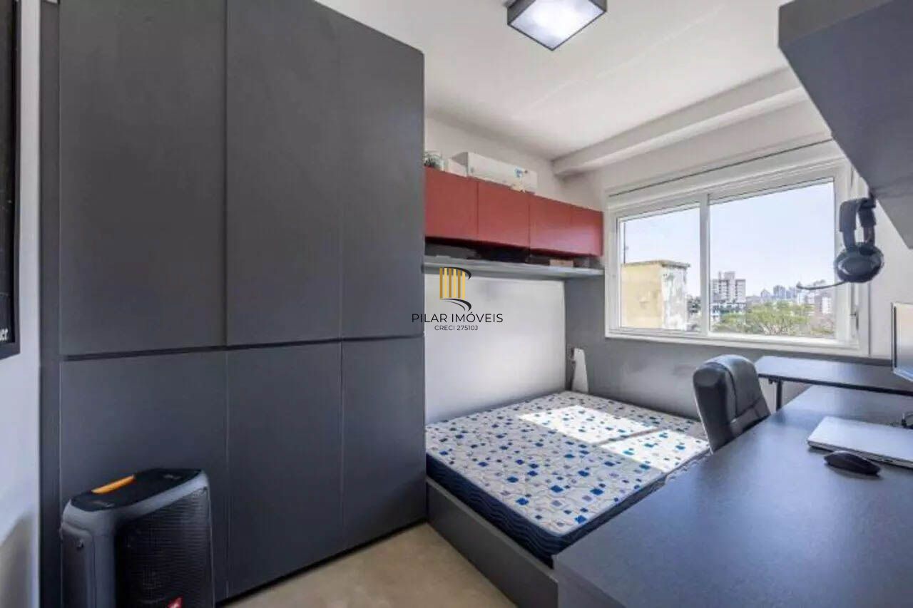 COBERTURA DE 151M², 2 DORMITÓRIOS, 1 SUÍTE, 2 VAGAS - BAIRRO PETRÓPOLIS