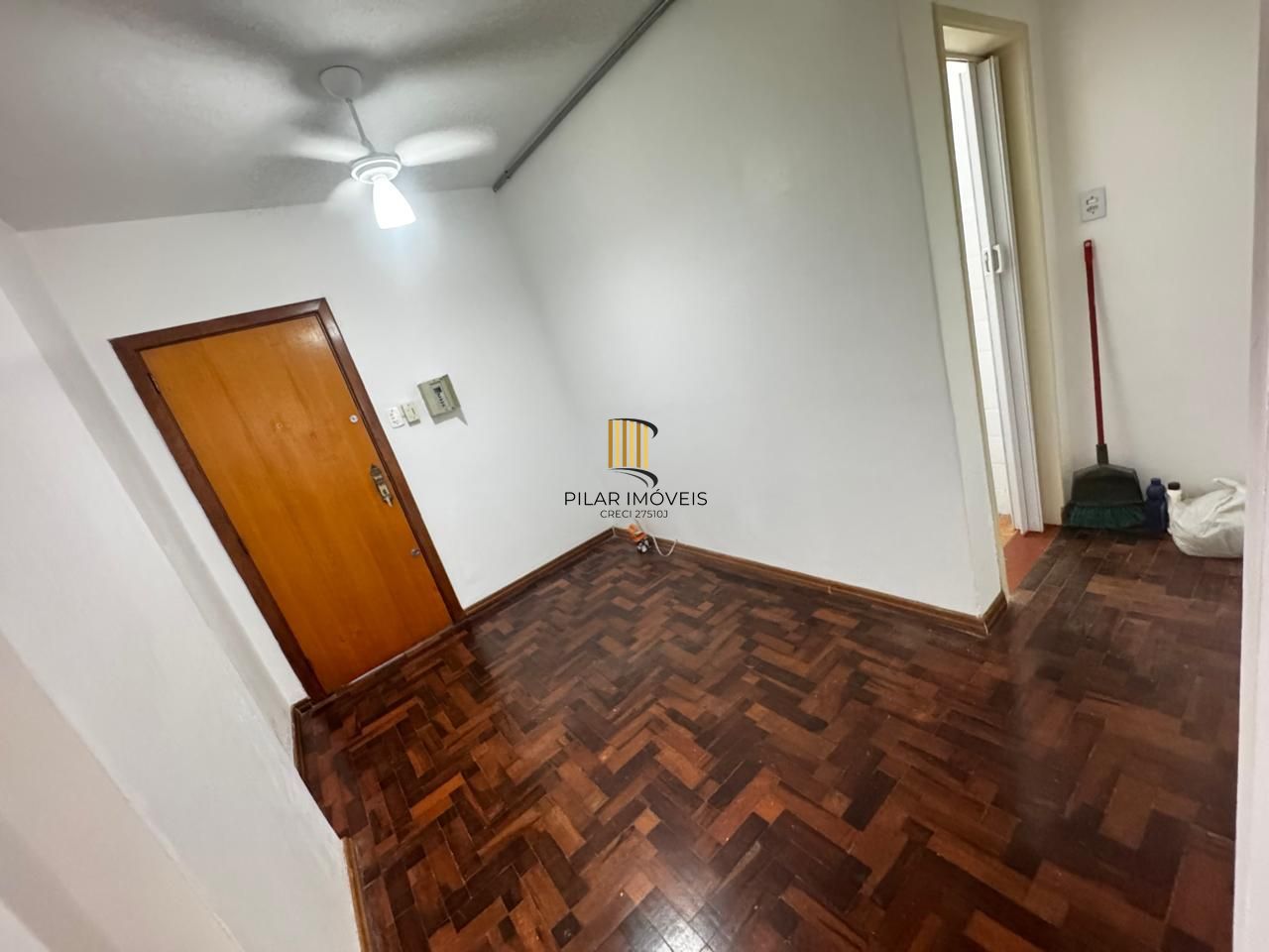 **Sala Comercial no Centro Histórico de Porto Alegre**