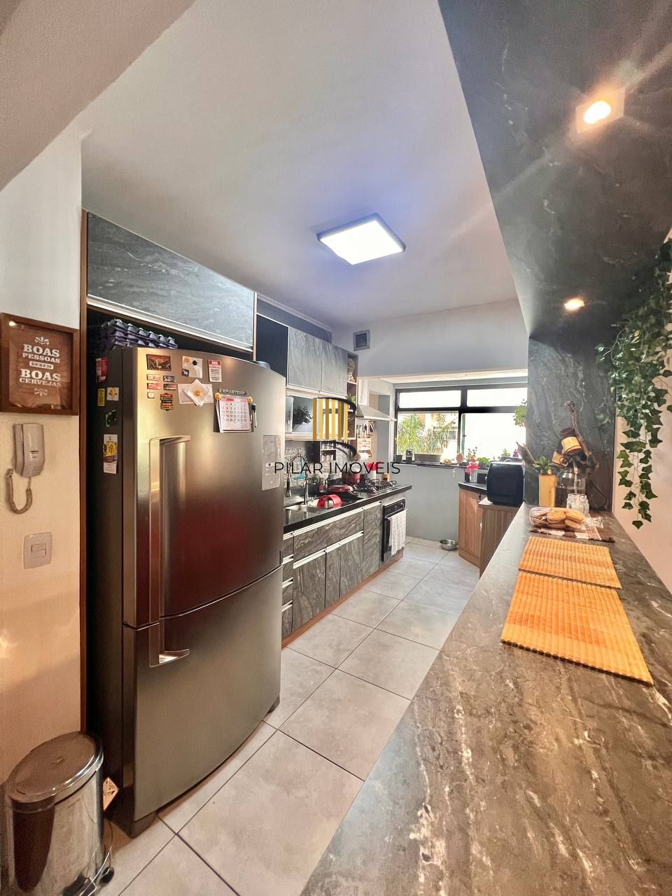 Apartamento 3 Dormitórios com Suíte e Sacada Integrada à Venda Ciddae Baixa.