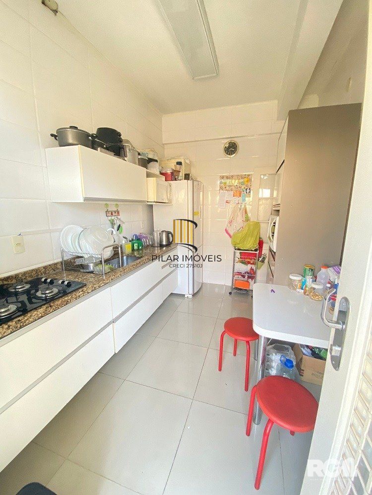Apartamento Amplo com 111m² à Venda no Bairro Floresta