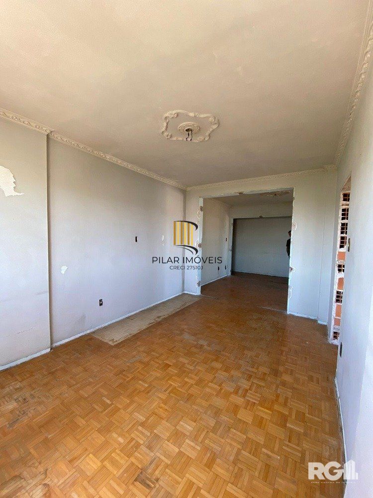 Apartamento à venda em Porto Alegre - 3 quartos - Santana