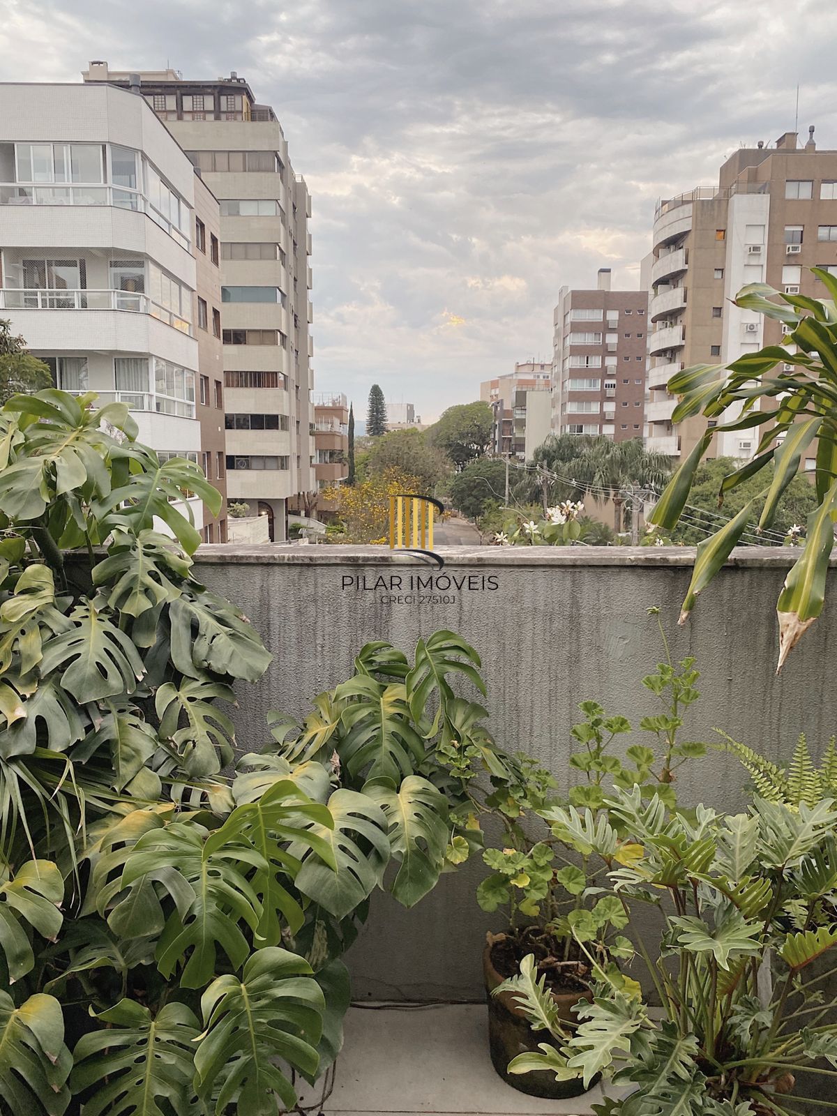 ✨ Cobertura dos sonhos na Eça de Queiroz! ✨