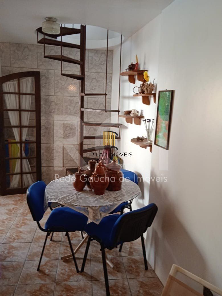 Casa para Venda - 750m², 6 dormitórios, sendo 3 suites, 4 vagas - Partenon