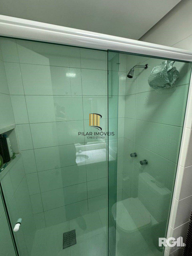 Apartamento de 1 quarto com suíte, mobiliado e 1 vaga de garagem na Cidade Baixa. - Cód. RP390362