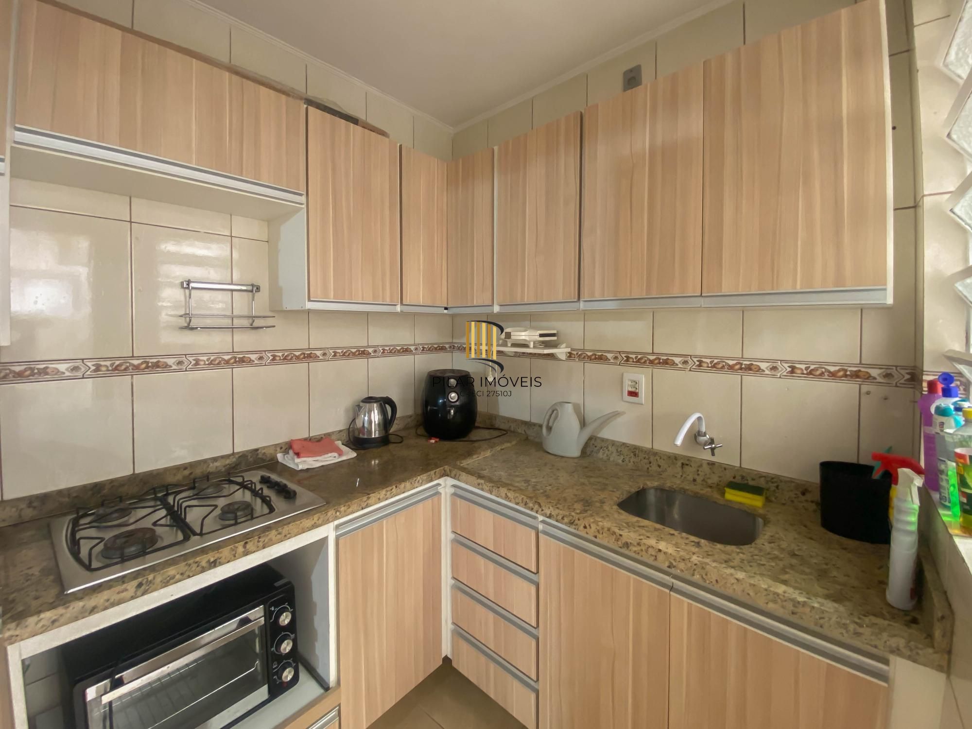 Apartamento térreo com pátio privativo e 1 dormitório no Menino Deus